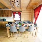 Pod Bieniatka W Szczyrku Chalet