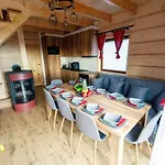 Pod Bieniatka W Szczyrku Chalet *