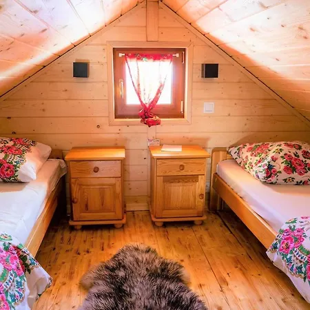 Pod Bieniatka W Szczyrku شاليه شتوروك